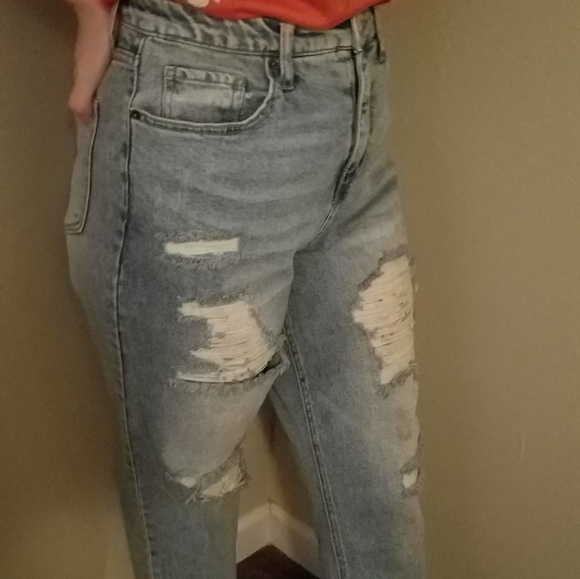 Jeans - Picture 2 of 3